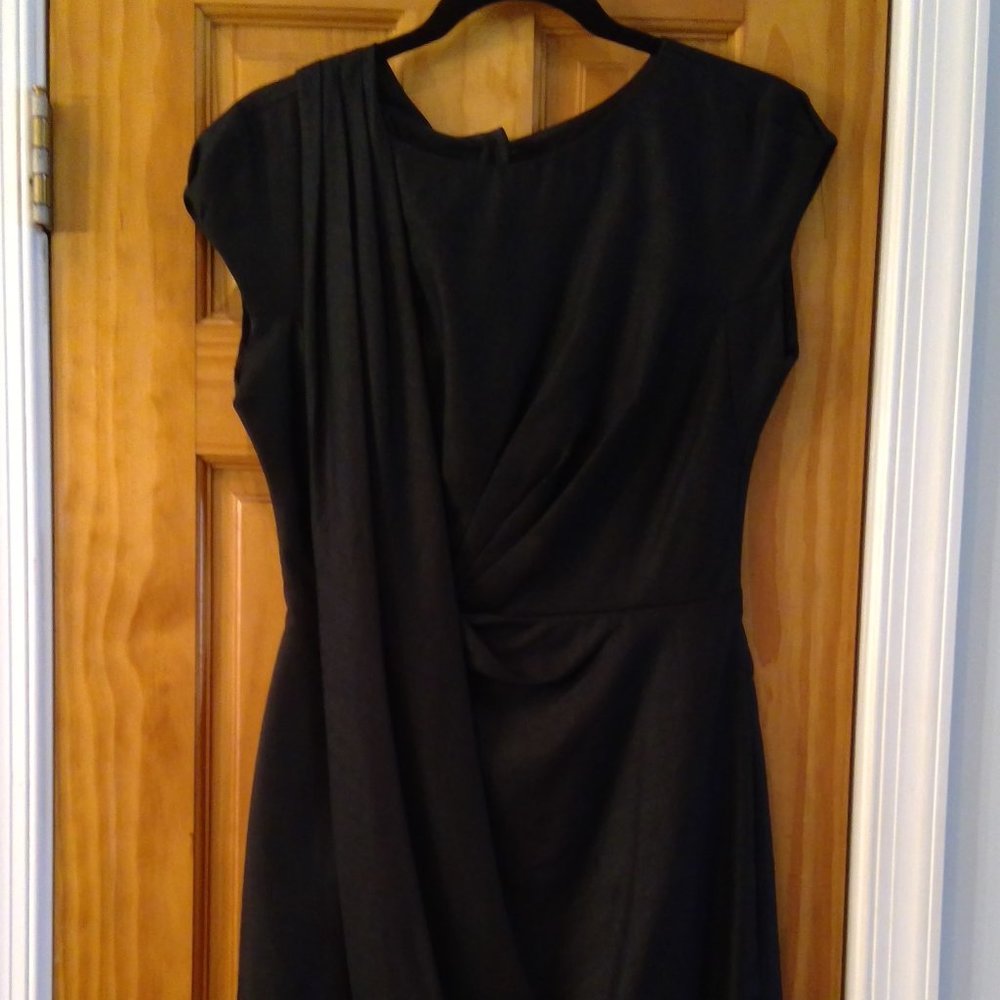 BCBGMAXAZRIA Resort Dress